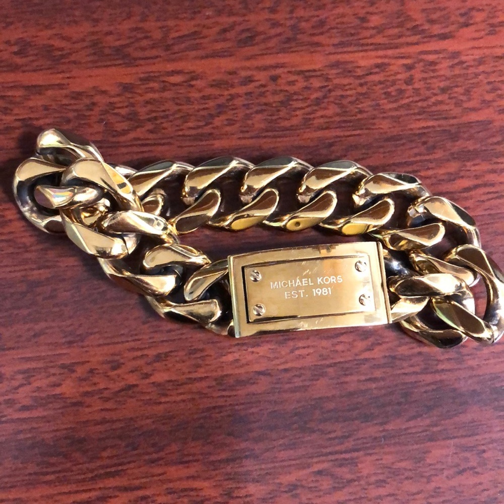 Micheal Kors bracelet